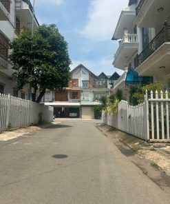 NHÀ 2 LẦU KIỂU ÂU – NGAY CHỢ ĐẦU MỐI TÂN BIÊN – CHỈ 3.3 TỶ