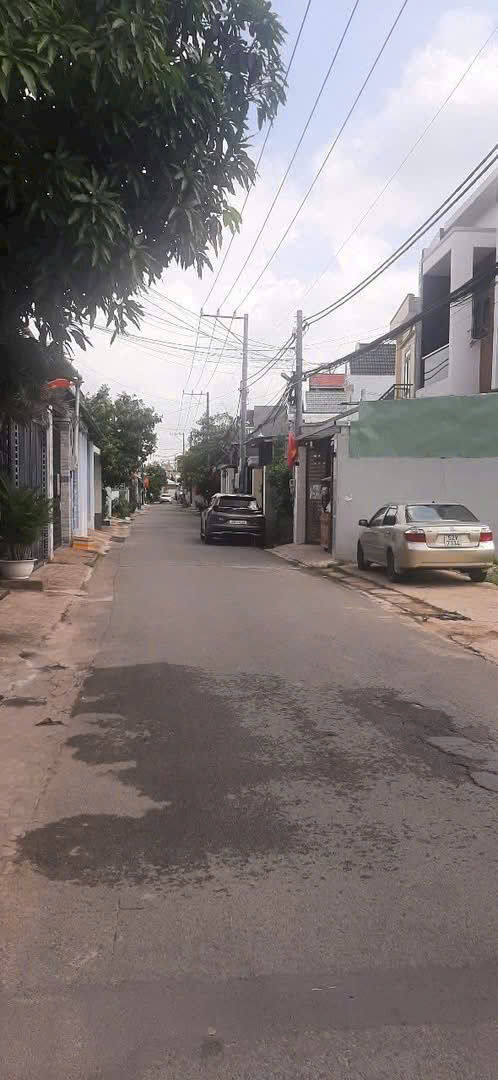 BÁN NHÀ CẤP 4 KIÊN CỐ – PHƯỜNG TÂN HIỆP, BIÊN HÒA – XE HƠI VÀO TẬN CỬA – GIÁ CỰC TỐT