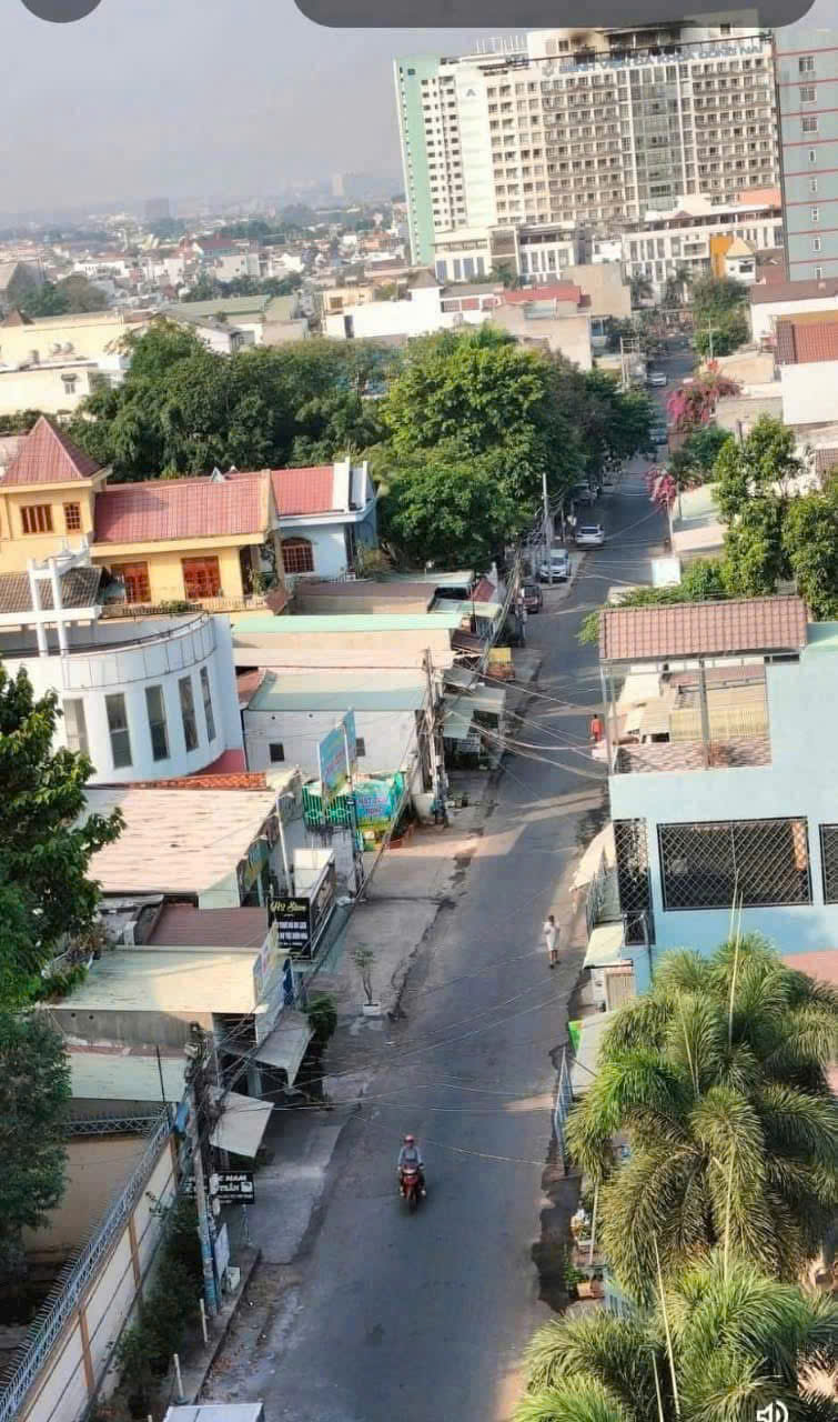 CHO THUÊ XƯỞNG GẦN 1000m2 ở KHU GIA VIÊN