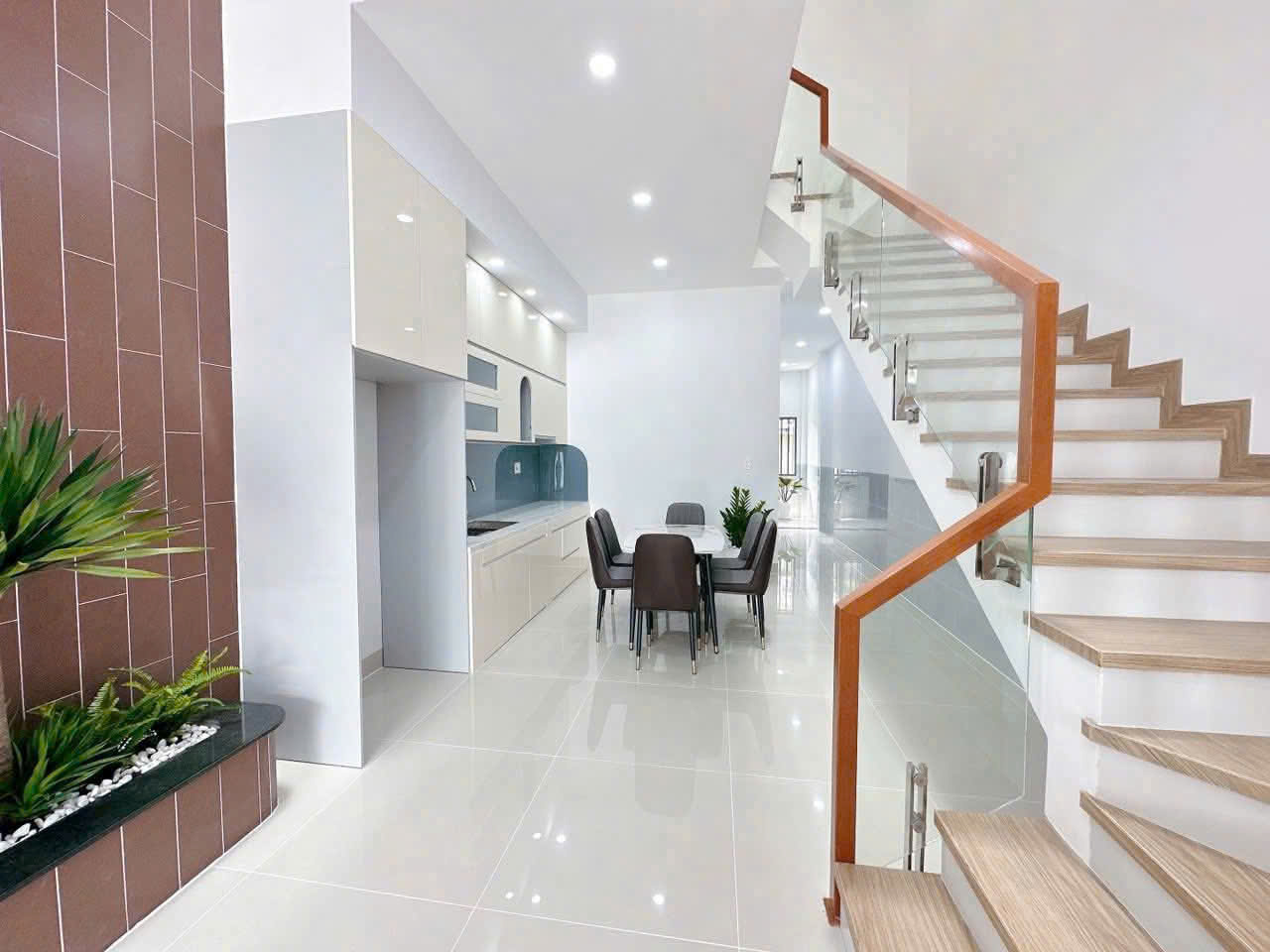 SIÊU PHẨM NHÀ 1 TRỆT 2 LẦU – KDC QUÂN ĐOÀN 4, TÂN PHONG - Ảnh 8