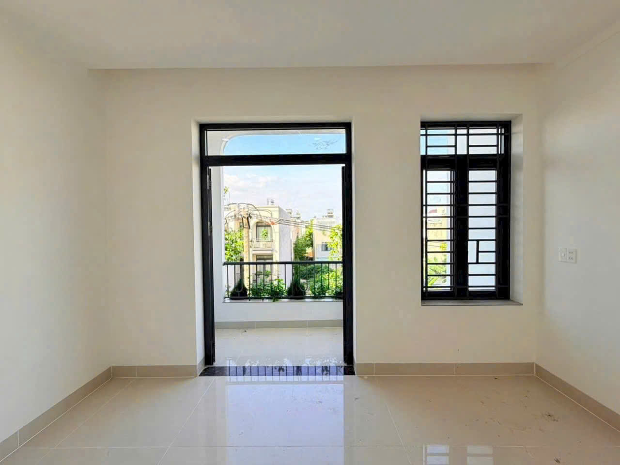 NHÀ 3 LẦU HOÀN CÔNG – KDC BỬU LONG, P. BIÊN HÒA - Ảnh 3