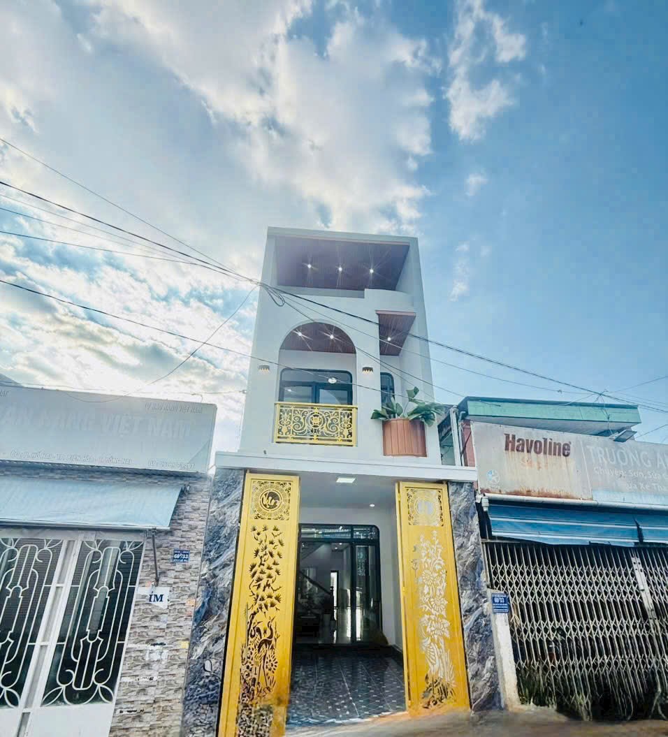 NHÀ 1 TRỆT 1 LẦU – MẶT TIỀN HẺM CHÍNH, HỐ NAI – BIÊN HÒA